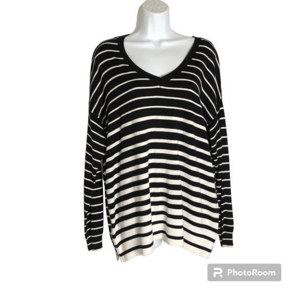 LANE BRYANT Size 14/16 Black & White Stripe Knit Side Zipper Pullover Sweater